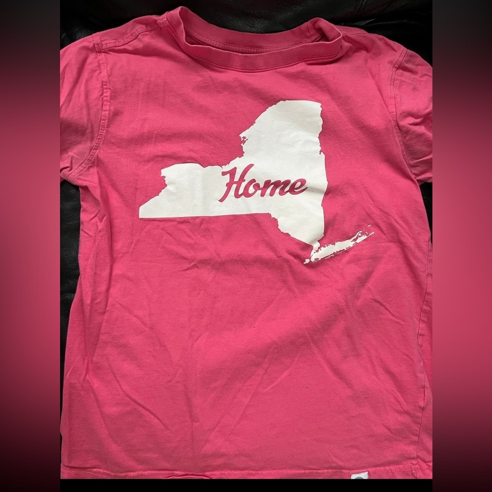 Home NY women’s tshirt size medium